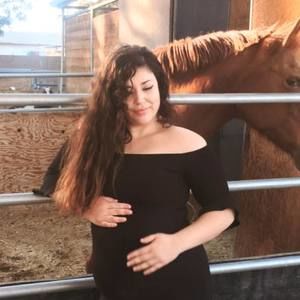 Meet your Posher, Crystal